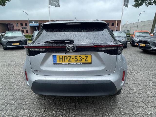Toyota YARIS Cross 1.5 Hybrid 115 First Edition Comfort Pack