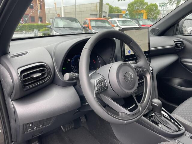 Toyota YARIS Cross 1.5 Hybrid 115 First Edition Comfort Pack