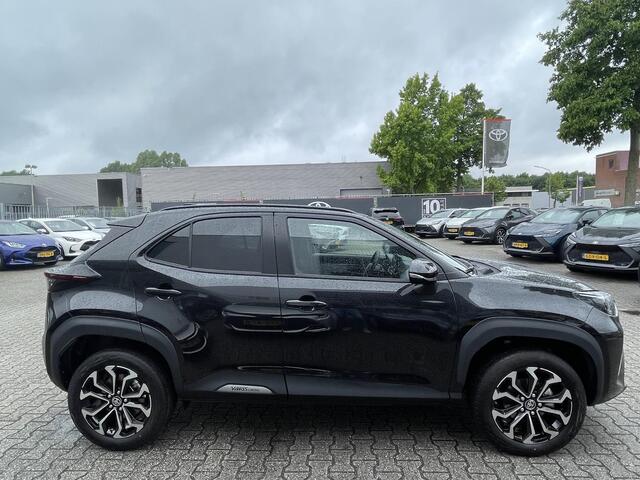 Toyota YARIS Cross 1.5 Hybrid 115 First Edition Comfort Pack