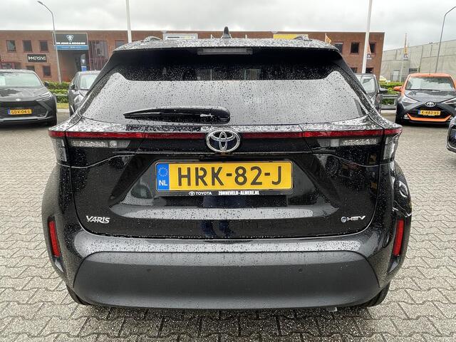 Toyota YARIS Cross 1.5 Hybrid 115 First Edition Comfort Pack
