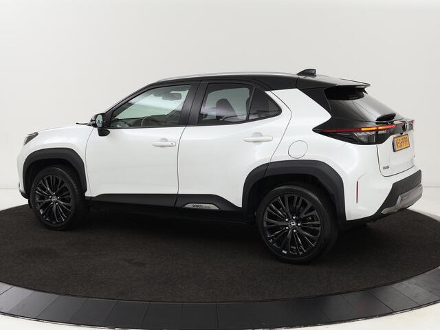 Toyota YARIS Cross 1.5 Hybrid Adventure | Stoel & stuurverwarming | Head-Up | Matrix LED | Carplay | Camera | JBL Sound | Keyless | Navigatie | Adaptive cruise | Climate control