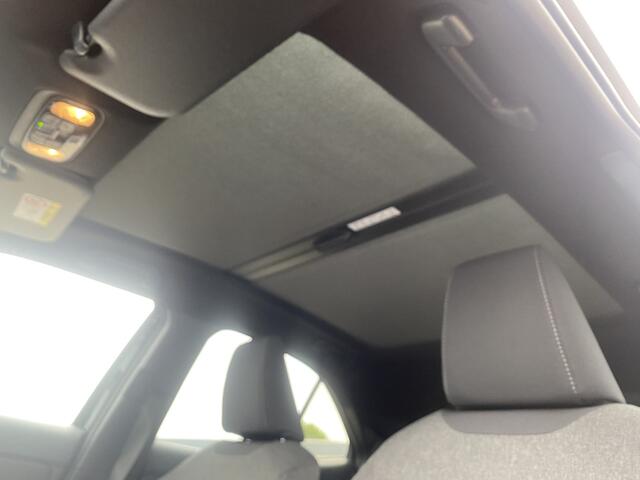 Toyota YARIS Cross 1.5 Hybrid Style Panorama Headup Stoel Stuur Verwarming Navi Carplay Keyless