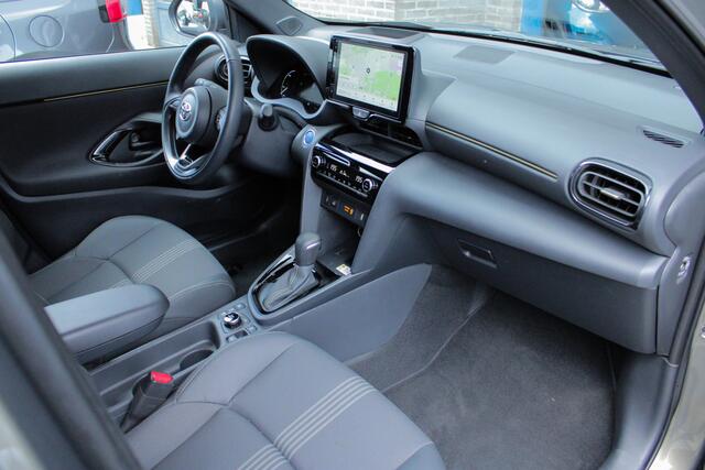 Toyota YARIS Cross 1.5 Hybrid Adventure AWD |elek. klep|HUD|stoel/stuurverwarming|ACC|