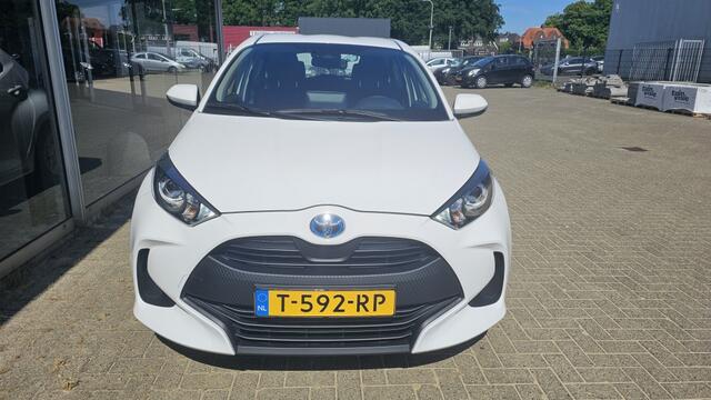 Toyota YARIS 1.5 Hybride Active NLauto | All-in | NAVI | Dealeronderhouden
