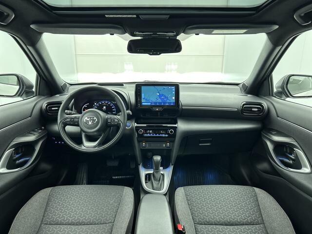 Toyota YARIS Cross 1.5 Hybrid Dynamic | Panoramadak | Stoel + Stuurverwarming | Elektrische Achterklep |