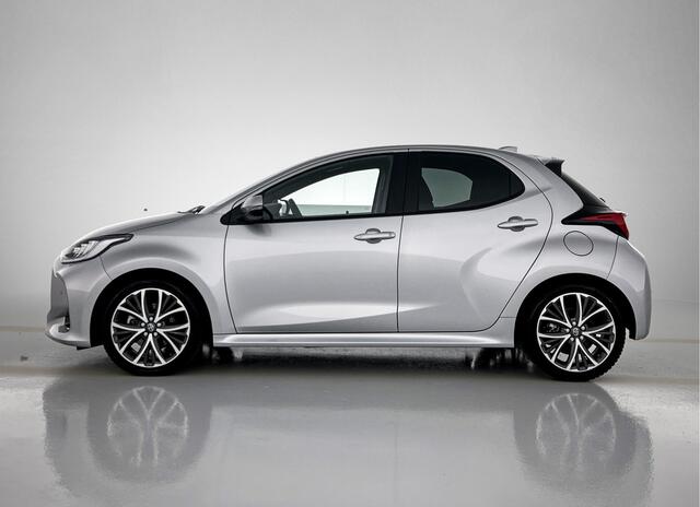 Toyota YARIS 1.5 Hybrid 130 Executive | Parkeersensor voor en achter |