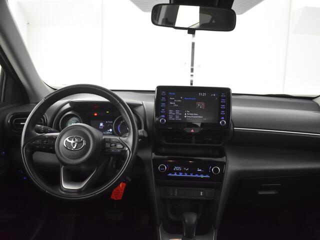Toyota YARIS 1.5 Hybrid Active | Camera | Carplay