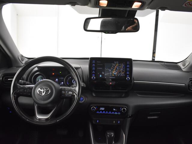 Toyota YARIS 1.5 Hybrid Style | JBL | Trekhaak | Stoelverwarming
