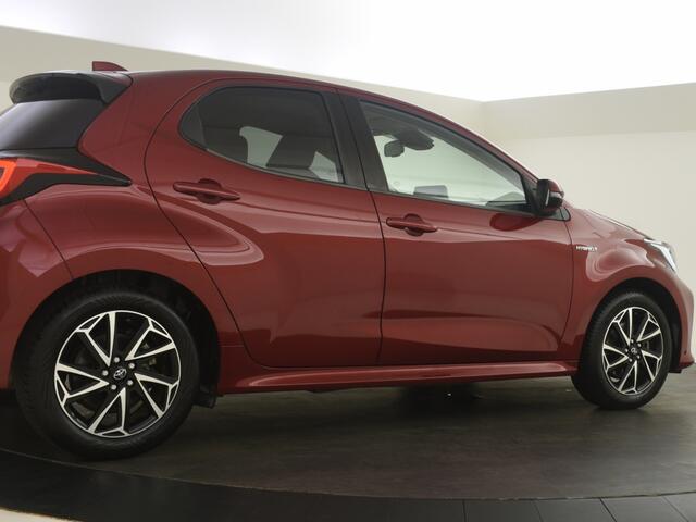 Toyota YARIS 1.5 Hybrid Style | JBL | Trekhaak | Stoelverwarming