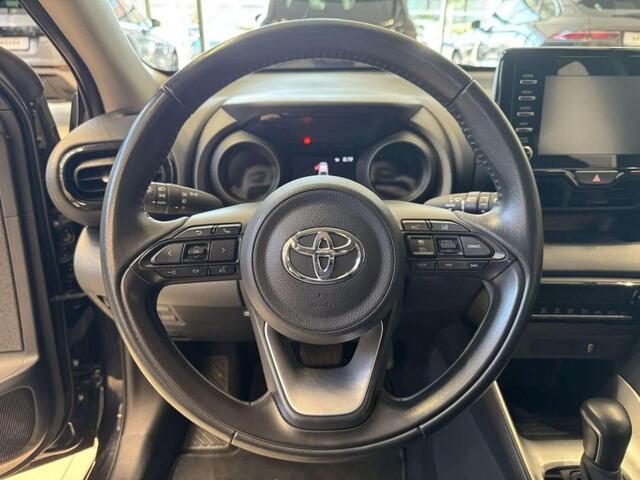 Toyota YARIS 1.5 HYBRID, Adaptive cruise, Navi, Digitaal dashboard, 23500 km!