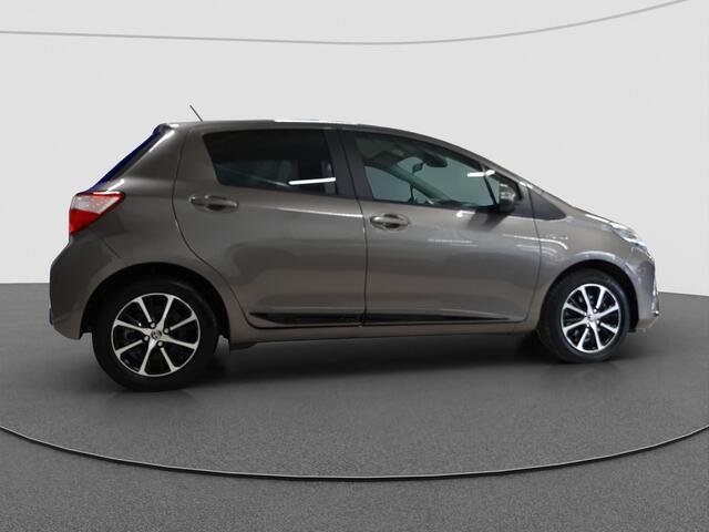 Toyota YARIS 1.5 Hybrid Dynamic | Navigatie | Camera | LM Velgen |