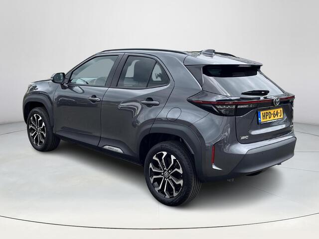 Toyota YARIS Cross 1.5 Hybrid 115 First Edition | Navigatie | Apple CarPlay/Android auto | Achteruitrijcamera | Parkeersensoren voor en achter