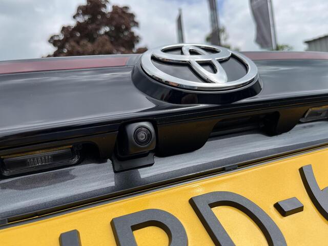 Toyota YARIS Cross 1.5 Hybrid 115 First Edition | Navigatie | Apple CarPlay/Android auto | Achteruitrijcamera | Parkeersensoren voor en achter