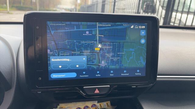 Toyota YARIS Cross 1.5 VVT-I First Edition Bi-Tone | 1e eigenaar | Navigatie | BearLock |