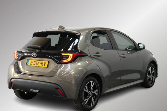 Toyota YARIS 1.5 Hybrid 115 First Edition, All Seasons