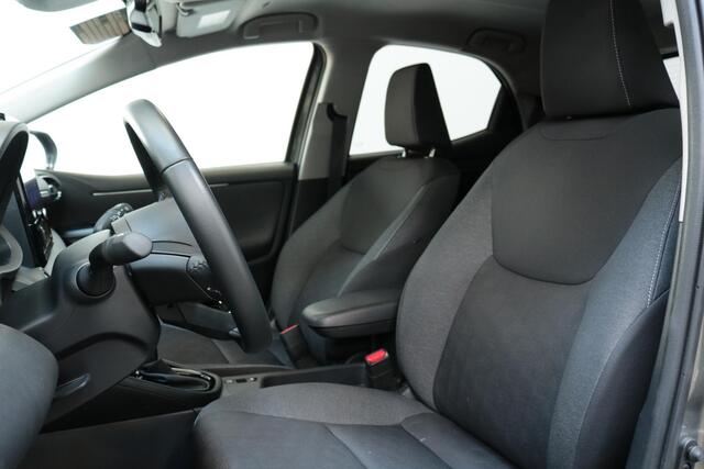 Toyota YARIS 1.5 Hybrid 115 First Edition, All Seasons
