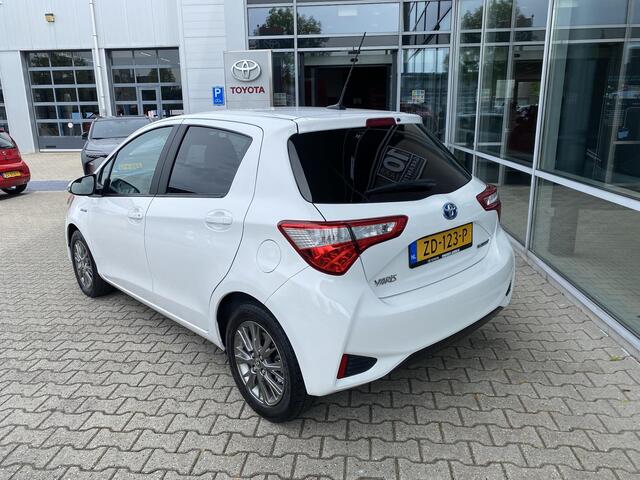 Toyota YARIS 1.5 Hybrid Dynamic & Navigatie