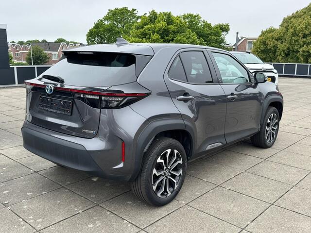 Toyota YARIS Cross 1.5 Hybrid Dynamic Team-D Automaat | Stuur-/Stoelverwarming | Navi | Clima |
