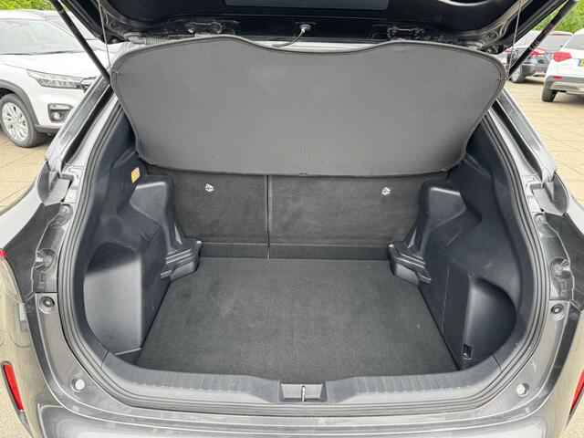 Toyota YARIS Cross 1.5 Hybrid Dynamic Team-D Automaat | Stuur-/Stoelverwarming | Navi | Clima |