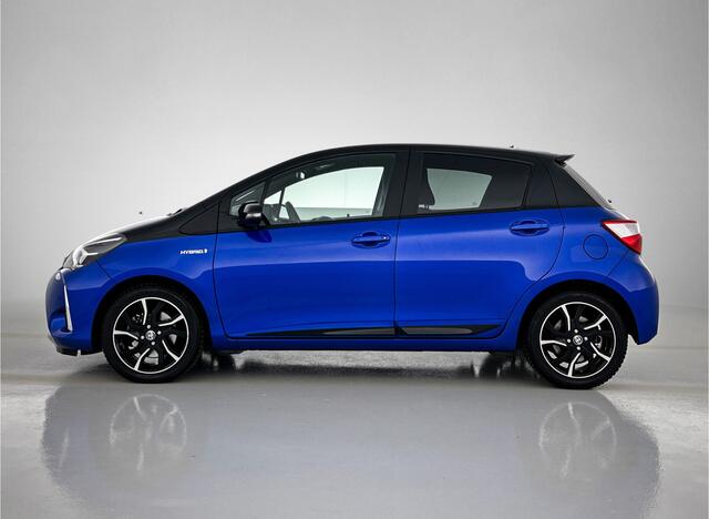 Toyota YARIS 1.5 Hybrid Trend Bi-Tone Limited