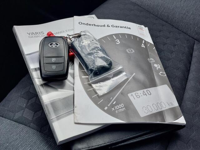 Toyota YARIS 1.5 Hybrid Business Plus AUTOMAAT | NAVI | CLIMA | rijklaarprijs!!