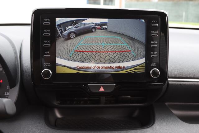 Toyota YARIS 1.5 Hybrid Active Navi / Carplay / Camera