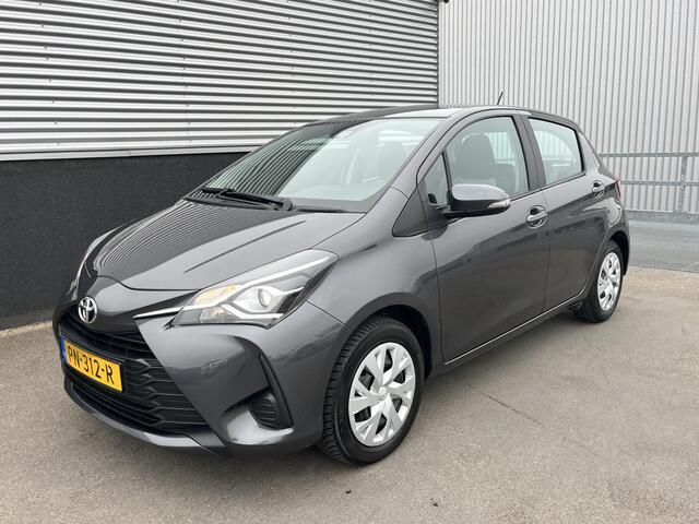 Toyota YARIS 1.5 VVT-i Aspiration Incl: Climate Control, Cruise Control, Navigatie, Trekhaak, Metallic lak