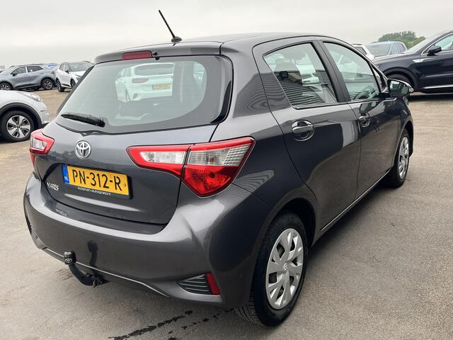 Toyota YARIS 1.5 VVT-i Aspiration Incl: Climate Control, Cruise Control, Navigatie, Trekhaak, Metallic lak