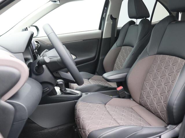 Toyota YARIS Cross 1.5 Hybrid Executive 130PK Aut. Adaptieve Cruise Controle, Achteruitrijcamera, Parkeersensoren voor en achter, Side Assist, Stuur-stoelverwarming, Elektr. Achterklep, Keyless, 18" LM Velgen
