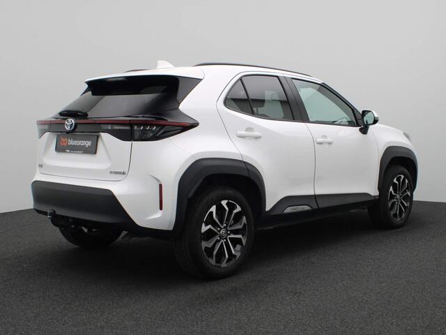Toyota YARIS Cross 1.5 Hybrid Dynamic 115PK Aut. Achteruitrijcamera, Adaptieve Cruise Controle, Panoramadak, Head-Up Display, Keyless, Clima, Stoelverwarming, Trekhaak, 17" LM Velgen