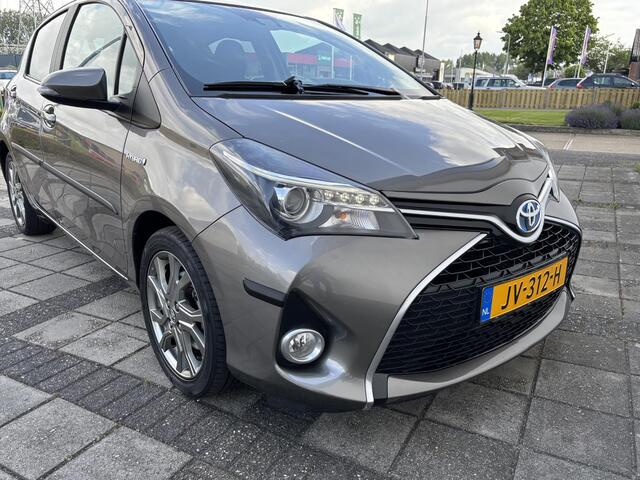 Toyota YARIS 1.5 Hybrid Dynamic Rijklaar prijs