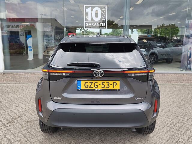 Toyota YARIS 1.5 Hybrid 130 Dynamic | Comfort Pack | Sensoren v/a | Stoelverw