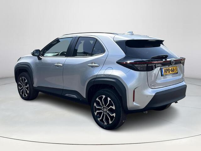 Toyota YARIS Cross 1.5 Hybrid 115 First Edition | Navigatie | Apple CarPlay/Android auto | Achteruitrijcamera | Parkeer sensoren voor en achter