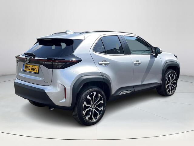 Toyota YARIS Cross 1.5 Hybrid 115 First Edition | Navigatie | Apple CarPlay/Android auto | Achteruitrijcamera | Parkeer sensoren voor en achter
