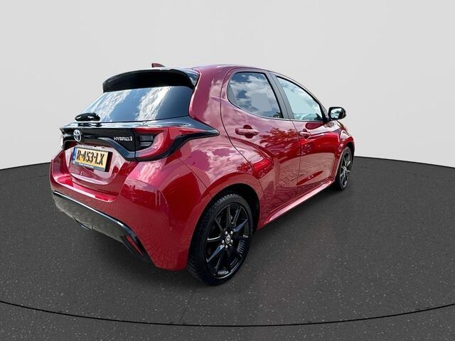 Toyota YARIS 1.5 Hybrid Executive Navigatie / Camera / Climate Control / Cruise Control Adaptief