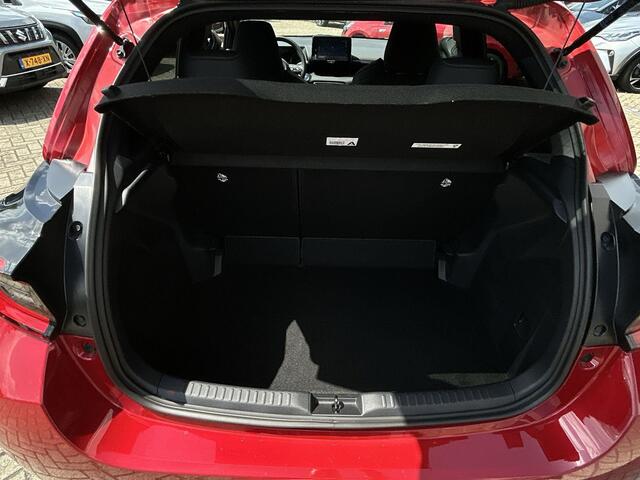 Toyota YARIS 1.5 Hybrid Executive Navigatie / Camera / Climate Control / Cruise Control Adaptief
