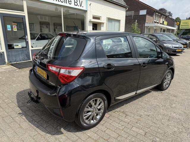 Toyota YARIS 1.5 Hybrid Energy Plus Keyless starten, Airco, Trekhaak