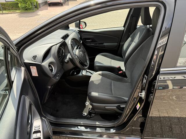 Toyota YARIS 1.5 Hybrid Energy Plus Keyless starten, Airco, Trekhaak