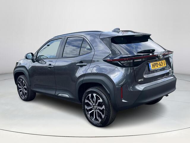 Toyota YARIS Cross 1.5 Hybrid 115 First Edition | Parkeersensoren | Stoel-+ stuurverwarming | Carplay | Keyless entry |