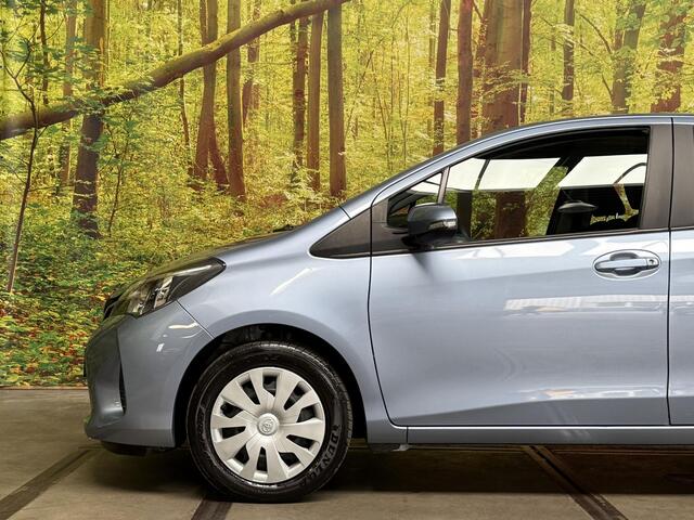 Toyota YARIS 1.3 VVT-i Aspiration Automaat Airco Camera Bluetooth Audio Elek. Ramen Spiegels Hoge Instap