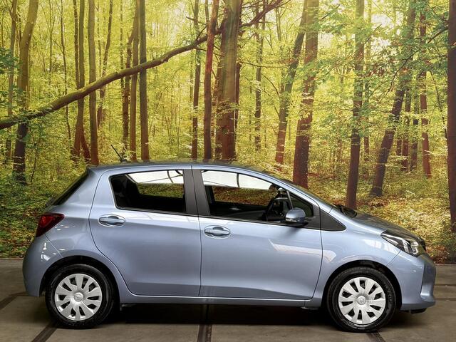 Toyota YARIS 1.3 VVT-i Aspiration Automaat Airco Camera Bluetooth Audio Elek. Ramen Spiegels Hoge Instap