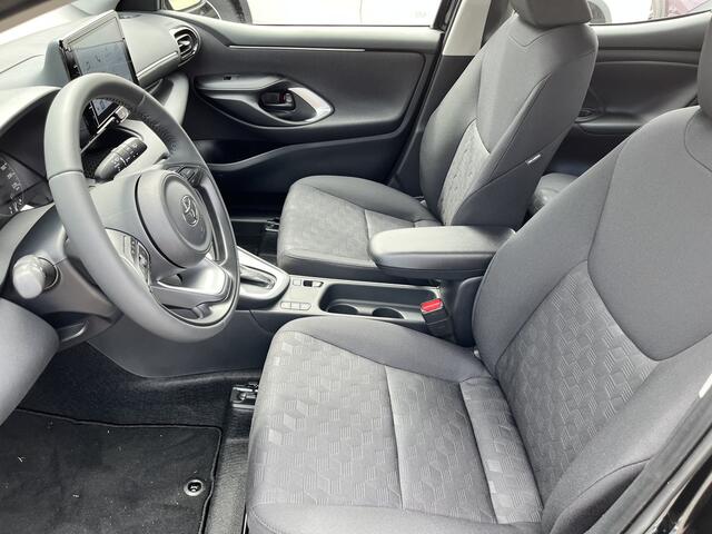 Toyota YARIS 1.5 Hybrid 115 Active Limited Parkeersensoren Stoel Stuurverwarming Carplay Android Auto