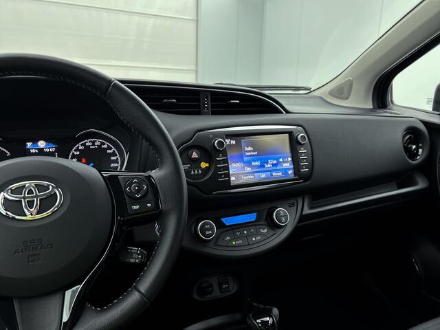 Toyota YARIS 1.5 Hybrid Dynamic | 1e Eigenaar | Stoelverwarming | Camera | Climate Control | Cruise Control |