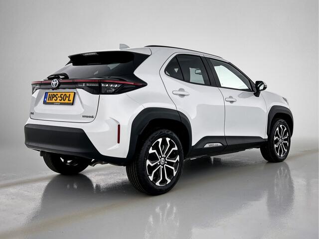 Toyota YARIS Cross dynamic