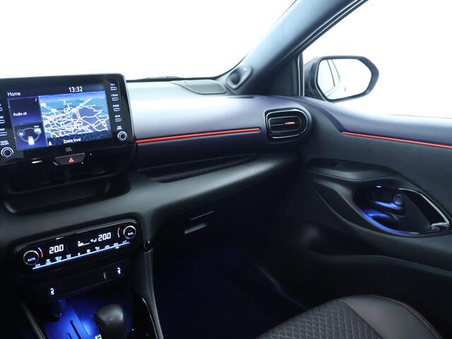 Toyota YARIS 1.5 Hybrid Tokyo Spirit Limited