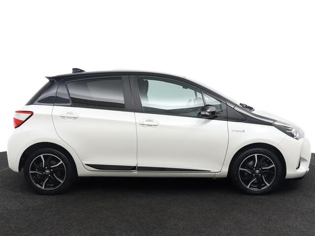 Toyota YARIS 1.5 Hybrid Bi-Tone | Keyless Entry | Cruise Control | Stoelverwarming |