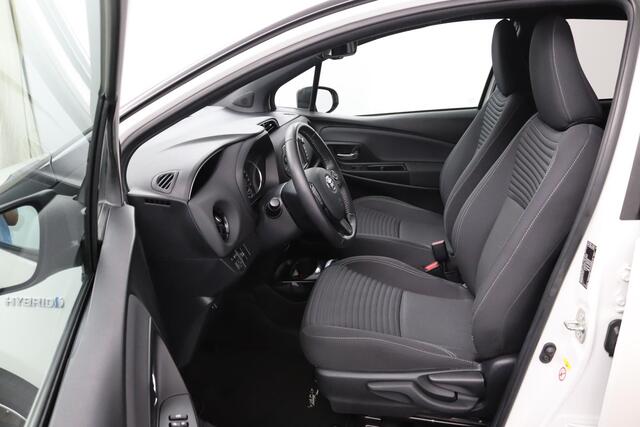 Toyota YARIS 1.5 Hybrid Bi-Tone | Keyless Entry | Cruise Control | Stoelverwarming |