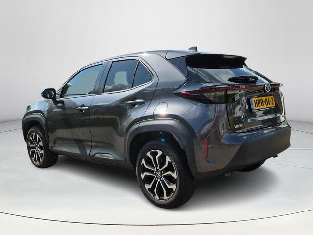 Toyota YARIS Cross 1.5 Hybrid Dynamic | Dode hoek waarschuwing | Parkeersensoren | Stoelverwarming | Navigatie |