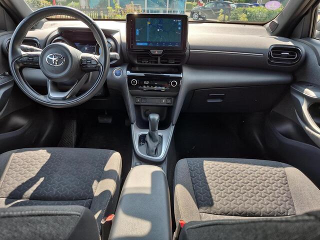 Toyota YARIS Cross 1.5 Hybrid Dynamic | Dode hoek waarschuwing | Parkeersensoren | Stoelverwarming | Navigatie |