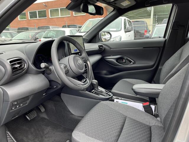 Toyota YARIS Cross 1.5 Hybrid 115 First Edition All in prijs! | Comfort pack! |